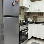 Bright Spacious Apartment In Dubai Sports City
