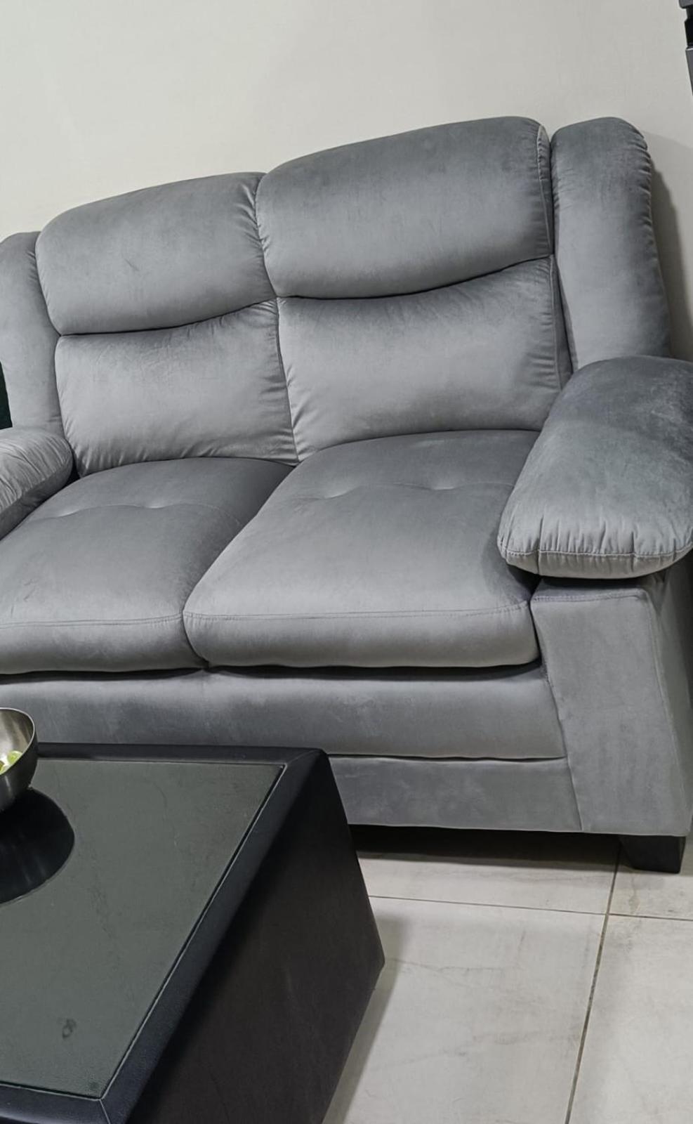 Bright Spacious In Sports Apartment Dubai